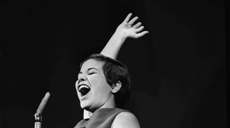 Elis Regina, cantora brasileira