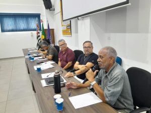 Seminário farmacêutico abre negociações coletivas de 2026