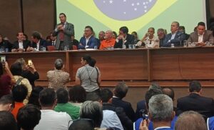 Debate sobre escala 6×1 mobiliza trabalhadores em SP