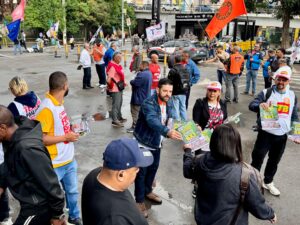 Centrais ampliam mobilização pelo fim da escala 6x1